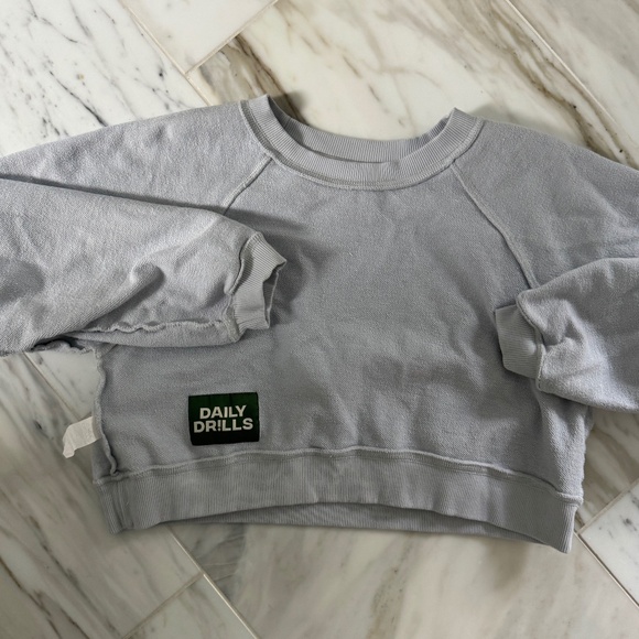 Daily Drills  SET- cropped crew & joggers in MIST M/L - Picture 11 of 12